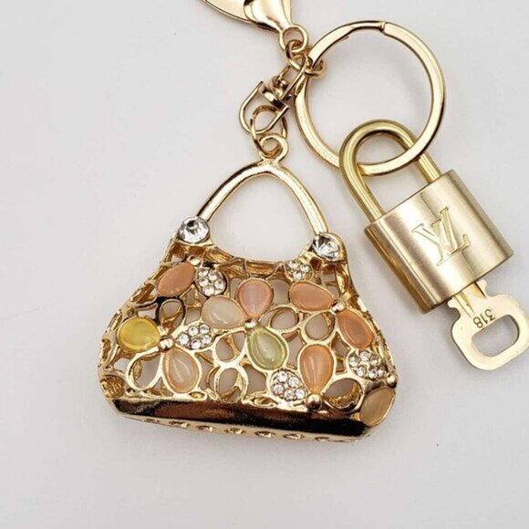 Authentic Louis Vuitton Lock & Key with unbranded Bagcharm, Keycharm, Keychain - Picture 3 of 7